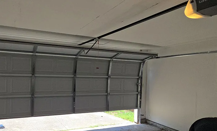 Lake Suzy Garage Door Repair Service